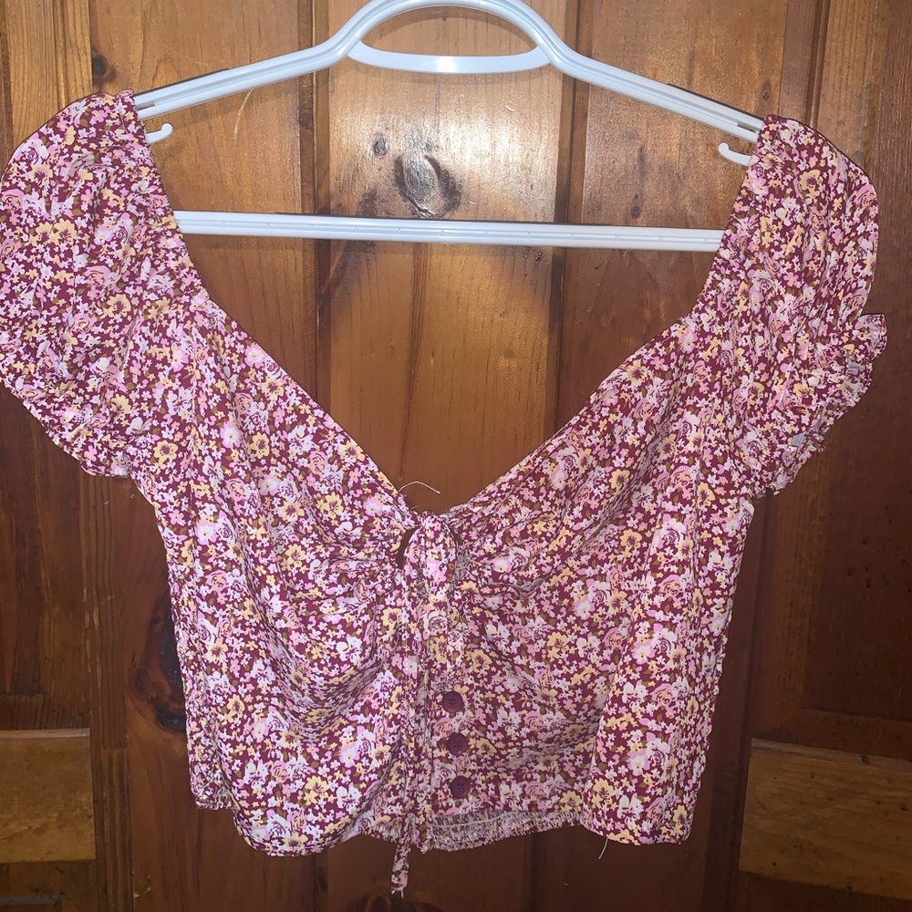 Floral lace up crop top